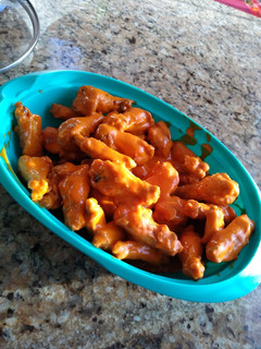 Una foto de Alitas de pollo estilo buffalo (Buffalo Wings)