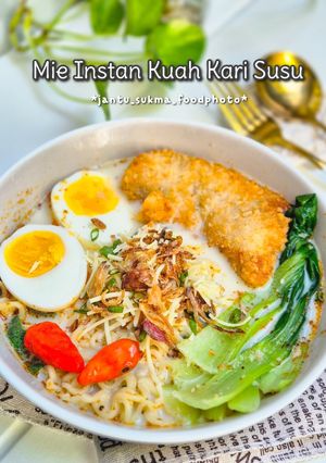 Foto resep Mie Instan Kuah Kari Susu