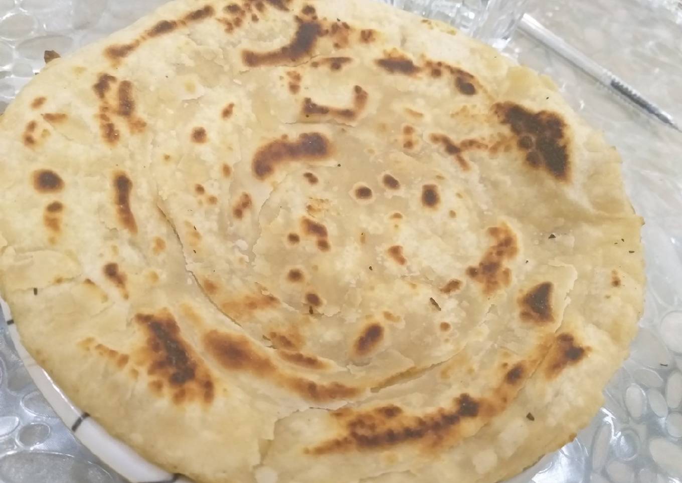 Lachey dar paratha