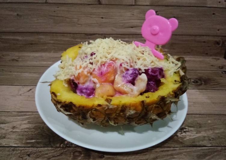 Salad Nanaga (NAnas, NAga, mangGA)