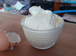 Una foto de Mayonesa con minipimer