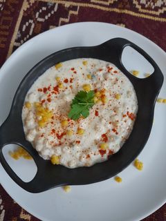 ખારી બુંદી નું રાઇતું (Khari Boondi Raita Recipe In Gujarati) રેસીપી મુખ્ય ફોટો