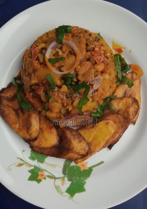 A picture of Fried Beans with Plantain.