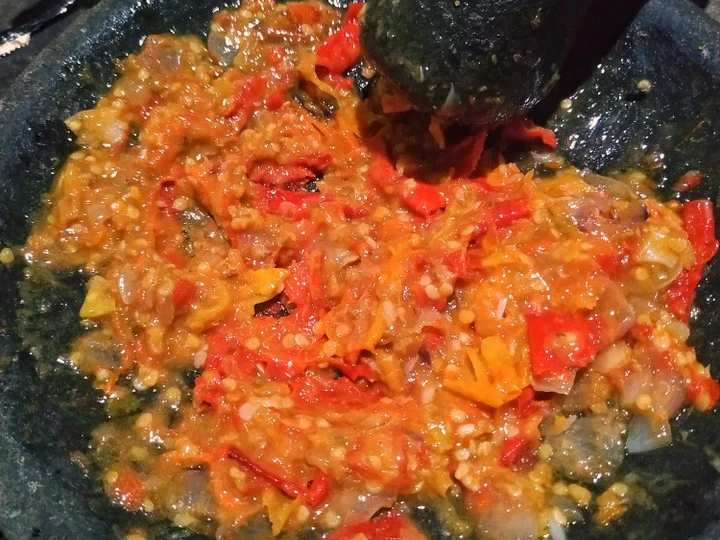 Cara Mudah Membikin Resep Sambal terasi goreng yang Uenak Anti Ribet, Bikin Ngiler