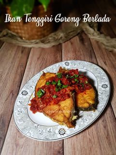 Gambar Ikan Tenggiri Goreng Berlada