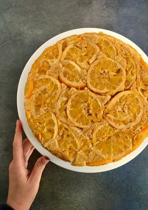 Una foto de Pastel de naranja y almendra sin harina 🍊