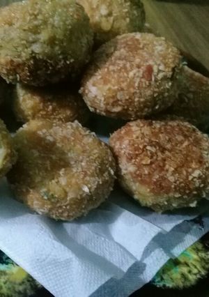 Una foto de Croquetas de arroz con centro sorpresa