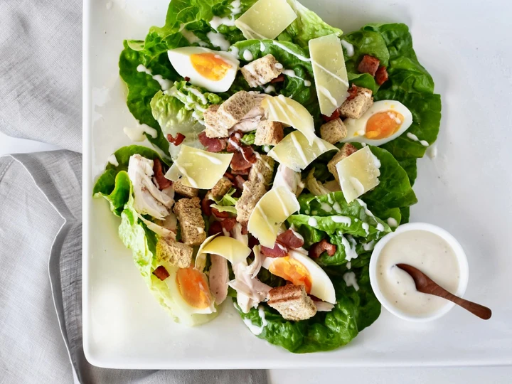 Recipe Caesar Salad with Chicken the Delicious Can spoil the tongue