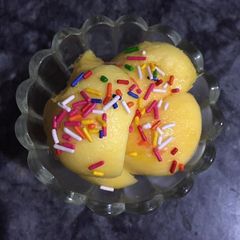 A picture of Mango scoop.