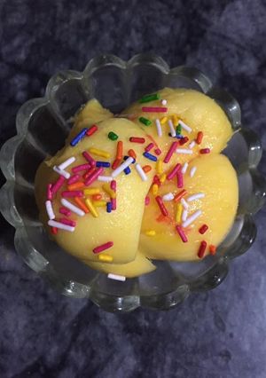 A picture of Mango scoop.