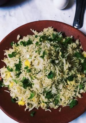 A picture of Chinese Egg fried Rice.