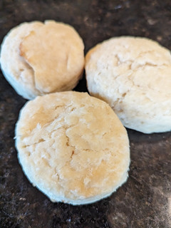 A picture of Buttermilk biscuit.