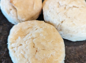 A picture of Buttermilk biscuit.