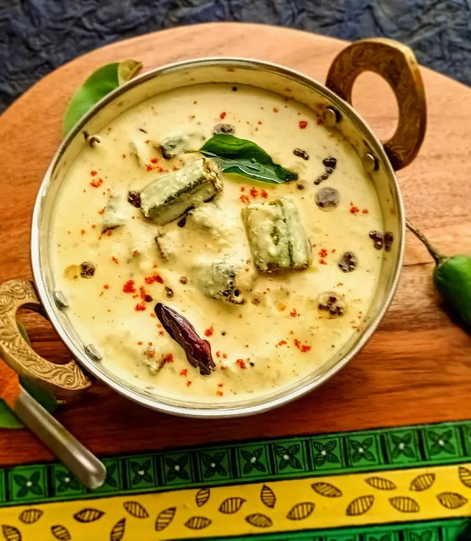 Soqollari ochilmagan tola ayollarning fotosuratlari