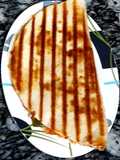 Pizza quesadilla