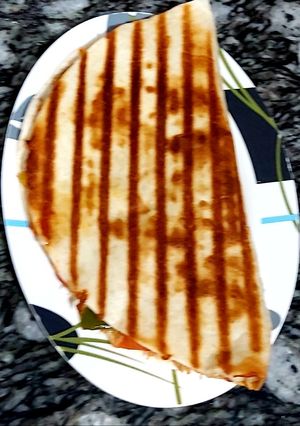 A picture of Pizza quesadilla.