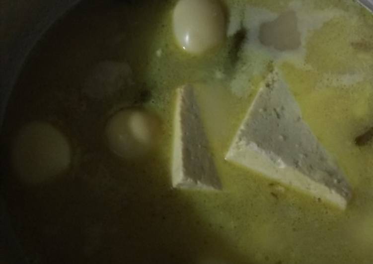 Tahu telur puyuh santan