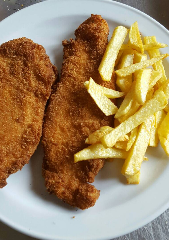 Una foto de Pollo empanado