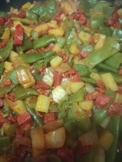 Una foto de Judías verdes con chorizo y pimentón