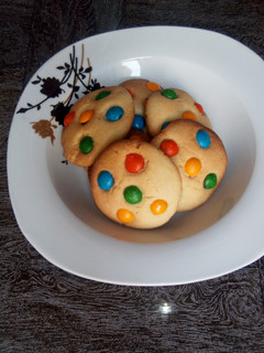 A picture of Rainbow cookie.