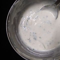 A picture of Ranch Dressing.