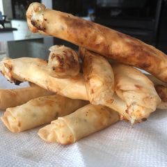 A picture of Turkish borek.