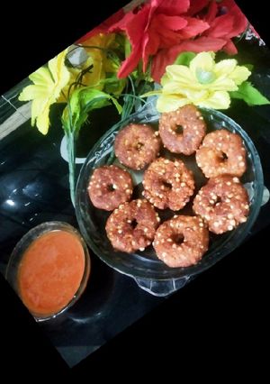 સાબુદાણા બટાકા ના વડા (Sabudana Bataka Vada Recipe In Gujarati) રેસીપી મુખ્ય ફોટો