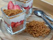 Une photo de verrine dessert