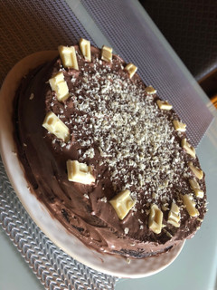 Ketogén rumos-csokis torta recept fotója