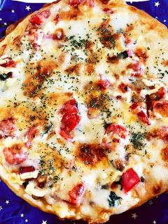 A picture of Healthy & Tasty Natto Pizza.