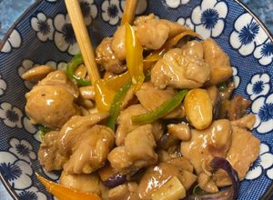 Foto principal de Pollo con almendras estilo chino