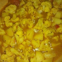 A picture of Cauliflower potatoes curry.