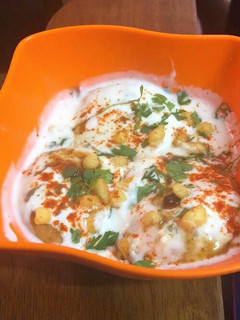 A picture of Dahi vada.