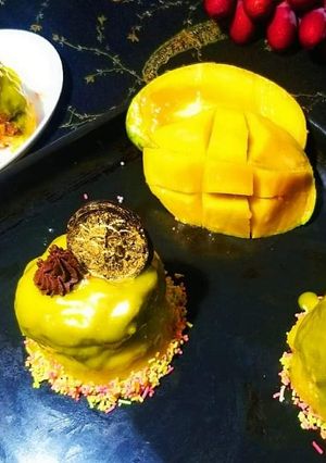 A picture of Mango chocolate mousse cupcake.