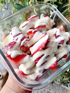 Una foto de Fresas con crema 🍓🍓