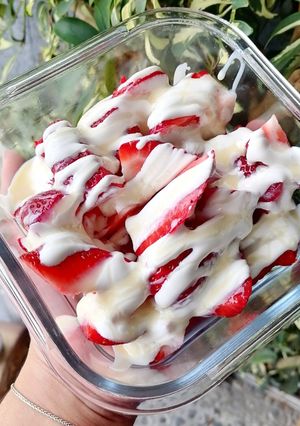 Una foto de Fresas con crema 🍓🍓
