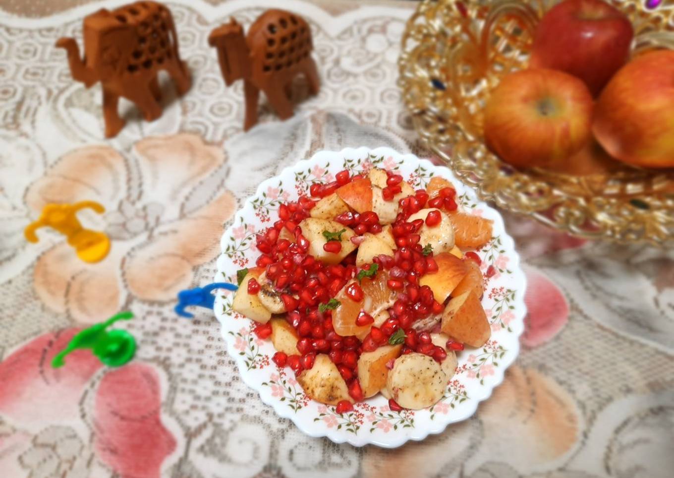 Apple fruit chaat