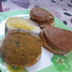 A picture of Bhaji Burger.