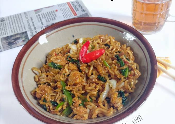 Bagaimana Menyiapkan Bakmi Goreng Sederhana, Bikin Ngiler