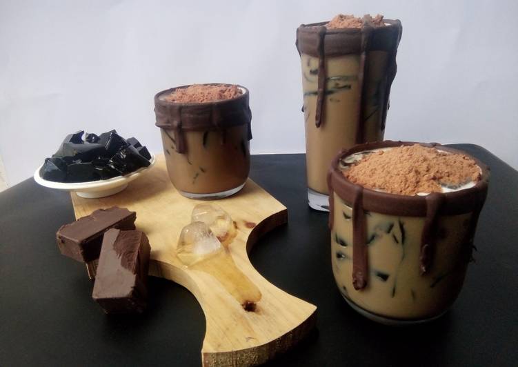 Cara termudah untuk Membuat AppetizingEs Cappuccino Cincau