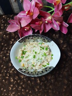 वाइट सॉस पास्ता (White Sauce pasta recipe in hindi) रेसिपी मुख्य फोटो