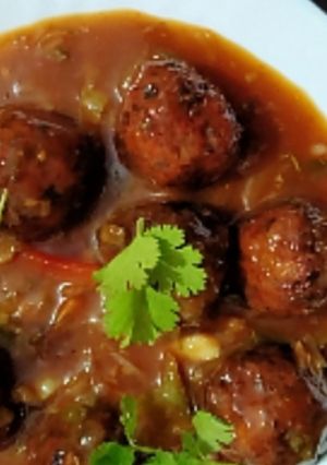A picture of Spicy manchurian.