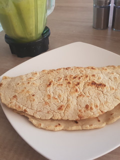 Una foto de Quesadillas gigantes, mejores que las de tu suegra y abuelita 🌮