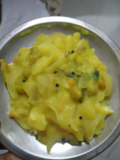 பூரி பட்டாணிகிழங்கு செய்முறை முக்கிய புகைப்படம்