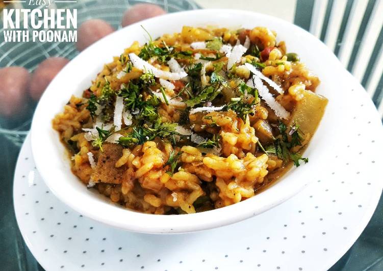 Step-by-Step Guide to Bhogi ki Khichdi/ Mix Vegetable Khichdi