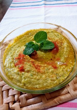 Una foto de Byessar. O crema de habas, receta marroquí
