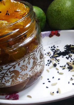 A picture of Sweet mango pickle.