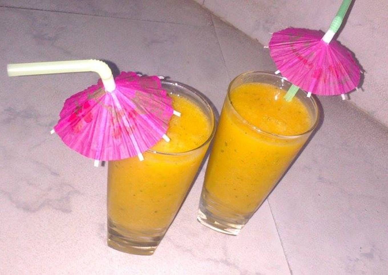 Mango smoothie