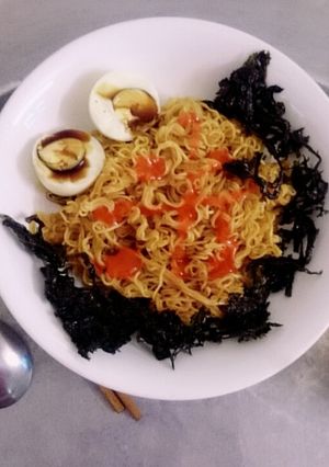 Hình của món Mì xào kiểu hàn 🍝.