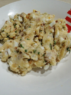 Una foto de Ensalada de huevo con papa